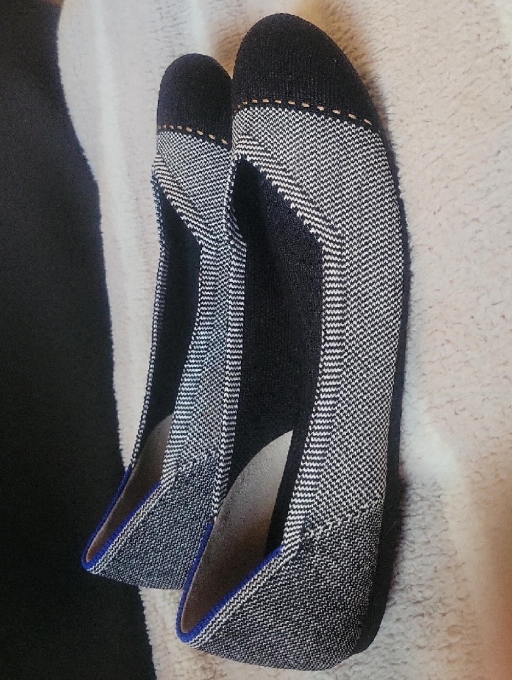 Rothy's Black & Gray Knit Pointed Toe Flats with Blue Trim Sz8